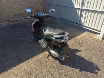 Piaggio Fly 125 cz doklady v ceně - 3