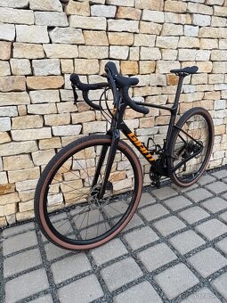 Prodám karbonový GRAVEL GIANT REVOLT ADVANCED 3 - 3