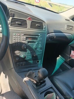 Volvo V70 P2 2.5 TDI 120 kW - 3