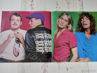 CHEAP TRICK „In Color „ /Epic 1977/OBI+ orig textova prilo - 3