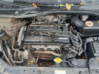 Hyundai Getz 1.1i benzín, na náhradní dily - 3