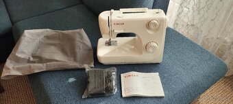 Šicí stroj Singer Family 8280 - 3