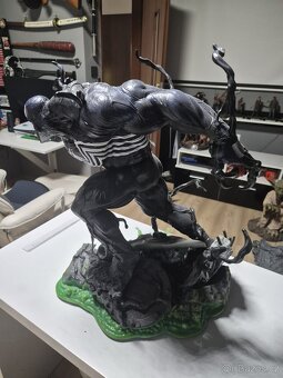 SOCHA VENOM - STUDIO SIDESHOW - 3
