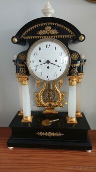 Masivní sloupkové hodiny - 3