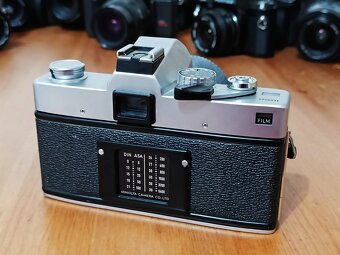 MINOLTA srT 303b (Tokina SD 70-210mm) - 1975 - 3