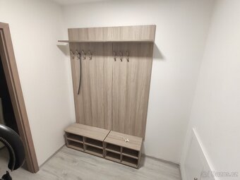 Věšáková stěna s botníkem 60cm - 3