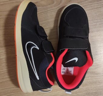 Nové dívčí tenisky Nike vel. 31 - 2. jakost - levně - 3