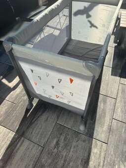 Cestovní postýlka - 3