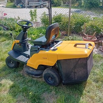 Zahradní traktor STIGA - 3