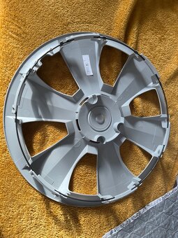 ŠKODA Celoplošné kryty kol 15" - 3