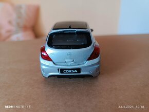 Opel Corsa 1:36 - 3