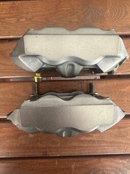 Brembo M4 + titanové šrouby - 3