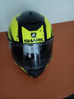 SHARK D-SKWAL DHARKOV "L" - 3