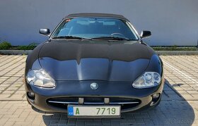 JAGUAR XK8 4.0 CABRIO - 3