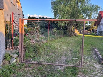 Vrata s průjezdem 4,5m - 3