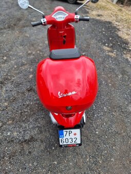 Vespa Primavera - 3