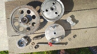 Prodám díly na Jawa ČZ 250/353, Jawa pérák a ČZ 175/470 - 3