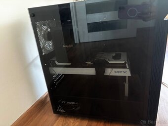 Herní PC – i5‑12400F • XFX RX 7800 XT WHITE - 3