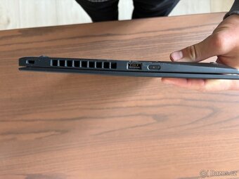 Lenovo ThinkPad X1 Carbon 7th gen - 3