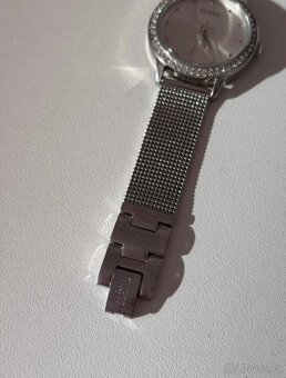 Guess hodinky - 3