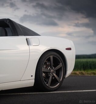 Chevrolet Corvette C6 LS3 manuál - 3