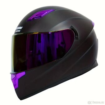 Moto HELMA - 3
