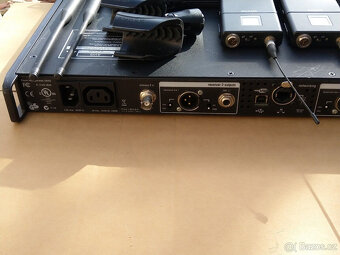 Shure UHF UR4D UR2 UR1 Beta 58a Radio Micro System ruční pře - 3