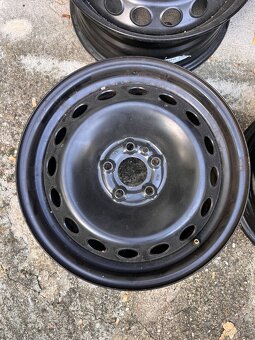 5x98 r15 fiat 500L - 3