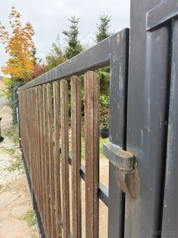 Vrata ocelová dvoukřídlá 4,4 x 1,9m - 3