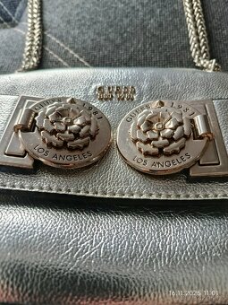 Kabelka na rameno CARINA Guess - 3