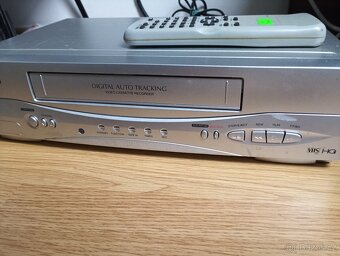 VHS videorekordér Funai s DO - 3