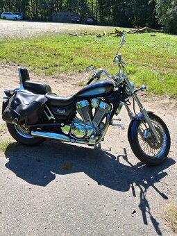 Suzuki Intruder1400 - 3