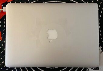 Apple Macbook Air 7.2 ( 2015) - 3