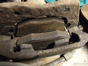 Brzdiče, kotouče a destičky pro Ford Mondeo MK3 - 3