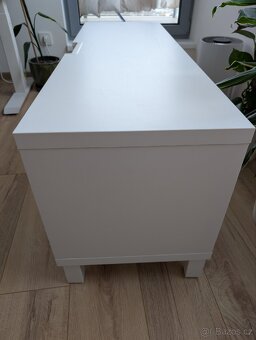 TV stolek Besta - 3