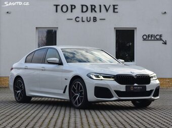 BMW Řada 5, 530e/xDrive/H&K/Skladem - 3