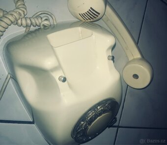Retro telefon - 3