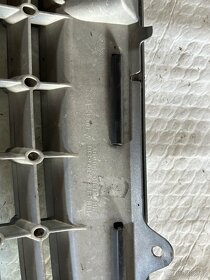 MASKA FORD MONDEO MK4 7S71-8200-A - 3