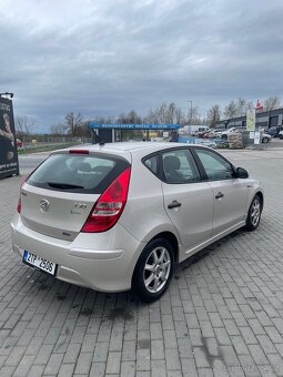 Hyundai i30 , 1.6 CRDI , 66kW , r.v. 2010 - 3
