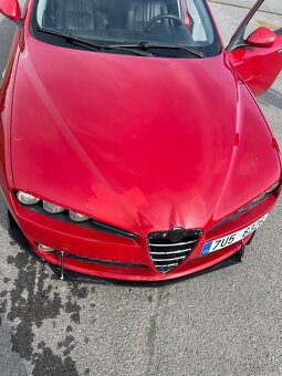 Alfa Romeo 159 1.9 JTDm 110 kW – kráska, co ví, jak jezdit - 3
