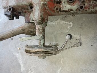 Víko hydrauliky Zetor 6911 - 3