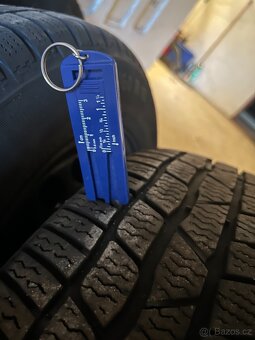 Pneumatiky Continental ContiWinterContact 215/60 R16 99H - 3