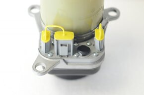 servočerpadlo Ford C-Max Focus - 3