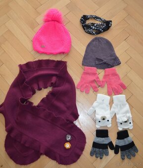 značkové chlapecké a dívčí zimní čepice, šály, kšiltovky - 3