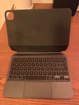 iPad Pro 11 M4 256GB + Magic Keyboard - 3