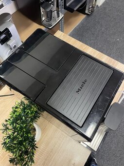 Kávovar Miele CM 5400 - 3