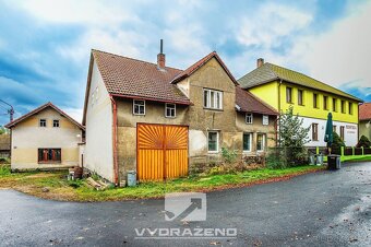 Dům (242 m2) s byty 4+kk (95,4 m2) a 3+kk (146,8 m2) v OV, Č - 3