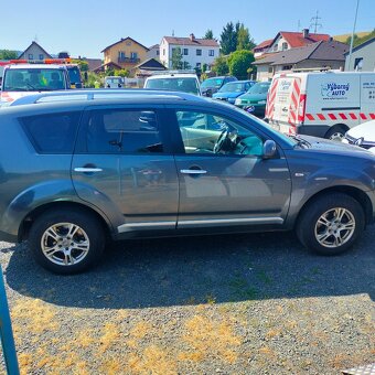 Mitsubishi Outlander 2,0 Di-D - 3