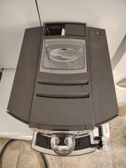 Kávovar Jura Impressa E80 Piano Black - 3