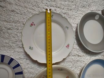 Talířky různé - 3